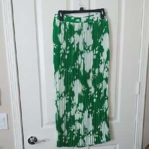Simply Vera Vera Wang Green and White Maxi Skirt